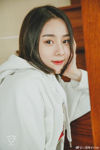 惊爆！50岁丰满老女人竟在伦理HD高压监狱？真相究竟如何！